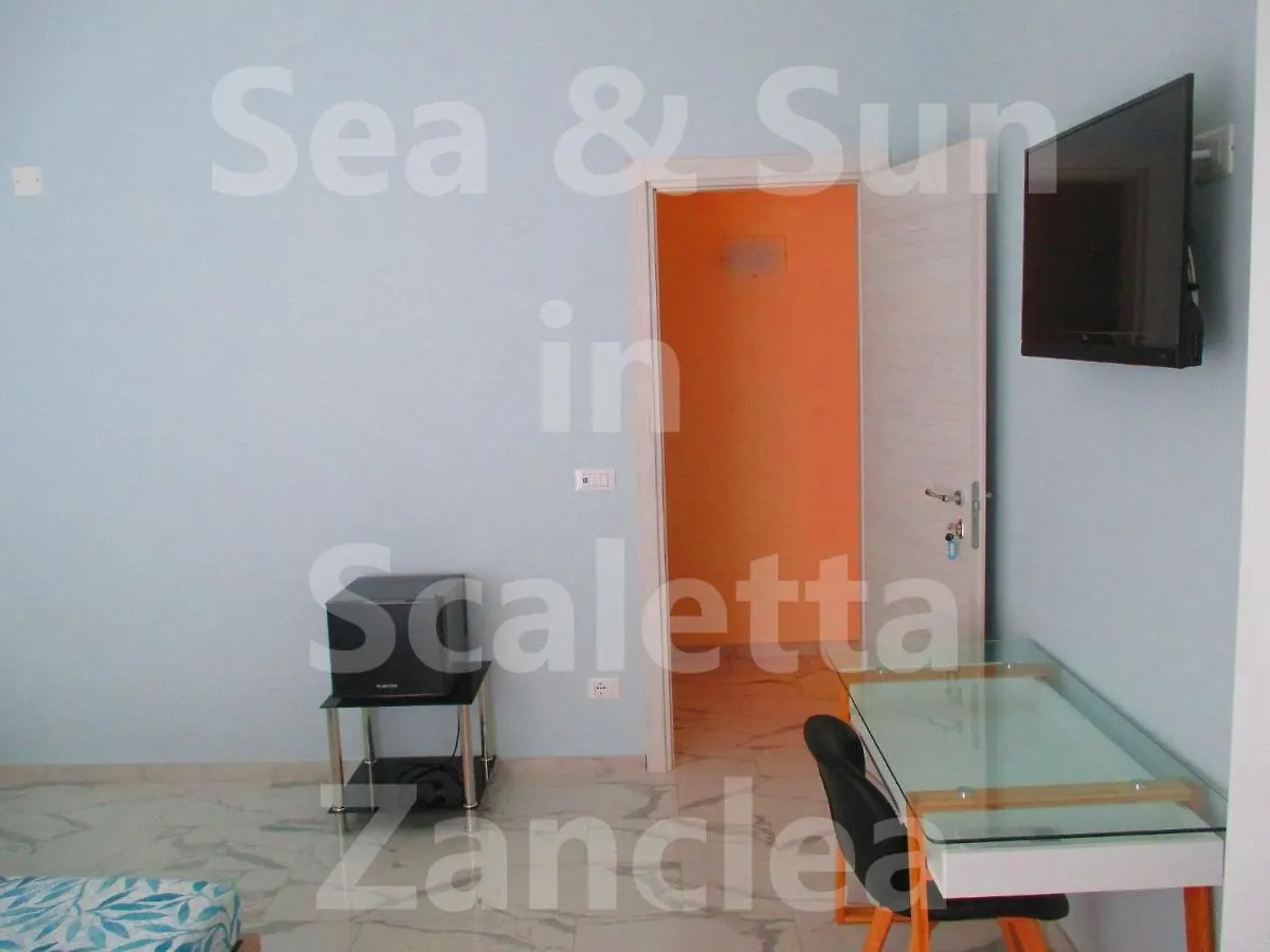 Sea & Sun In Scaletta Zanclea Hotel Affittacamere